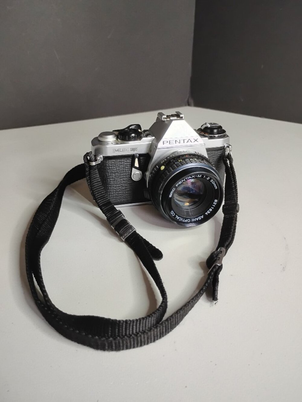 Pentax ME Super 35mm SLR Film Camera – Asahi Pentax Made in Japan